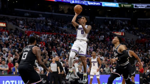 NBA: prolongations folles entre Kings et Clippers, Milwaukee encha&icirc;ne mais perd Antetokounmpo