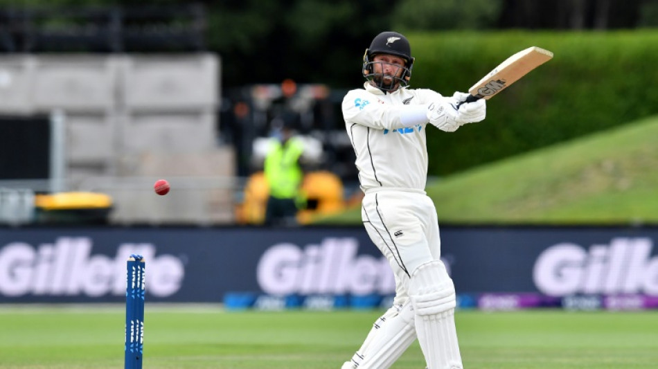 Conway falls for 92 as South Africa scent victory in New Zealand
