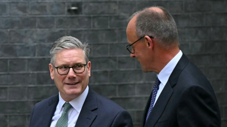 Reino Unido e Alemanha assinam 'Tratado de Amizade e Coopera&ccedil;&atilde;o'