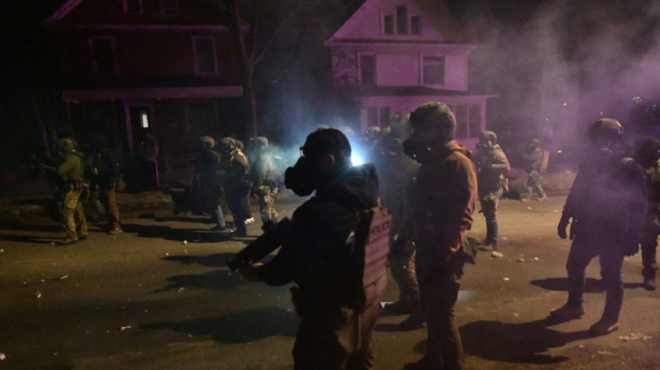 Minneapolis: Trump menace d'invoquer une loi d'exception apr&egrave;s de nouveaux heurts