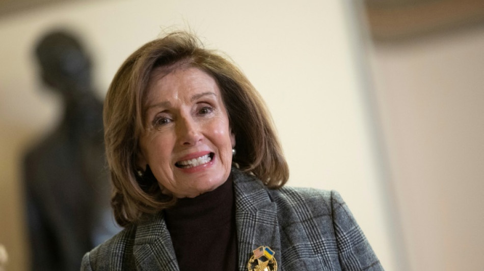 Ex-presidente da C&acirc;mara dos Representantes dos EUA, Nancy Pelosi &eacute; internada em Luxemburgo