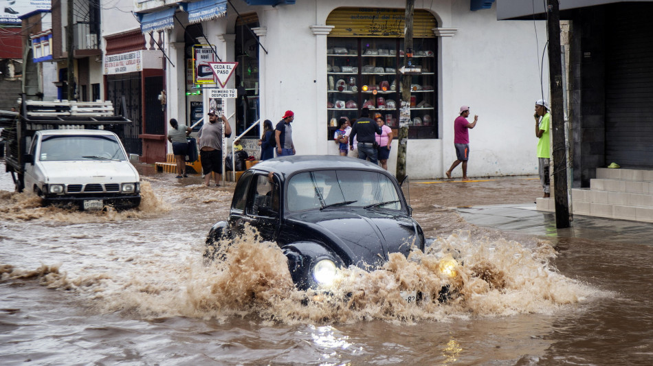 Inondazioni in Messico, due morti nel centro del Paese