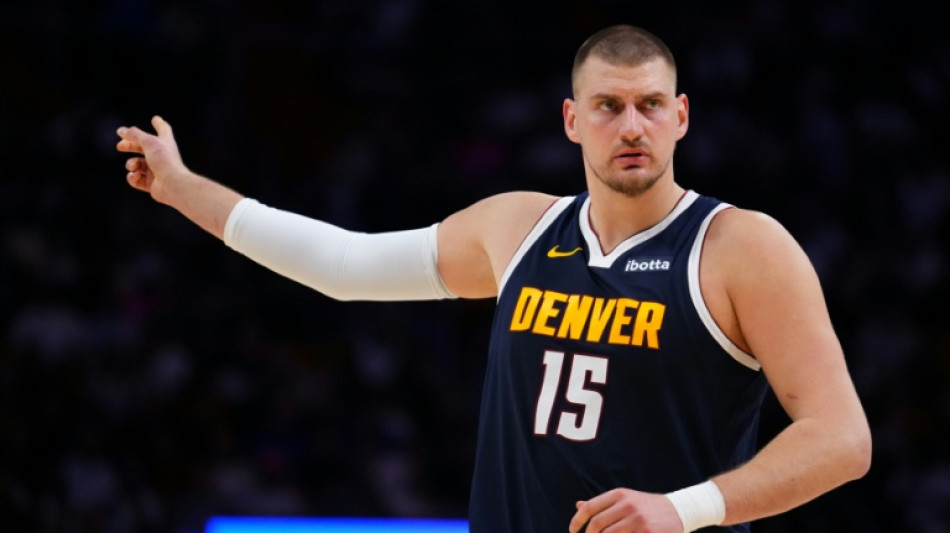 NBA: Denver s'incline et perd Jokic, les Spurs de Wemby chutent de nouveau