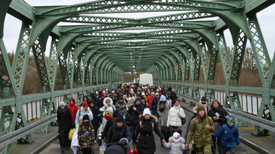 L'Ukraine refuse les évacuations vers la Russie, se prépare à de nouvelles offensives