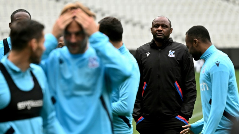 Foot: &agrave; Crystal Palace, Patrick Vieira soutient Cheick Doucour&eacute;, victime de chantage