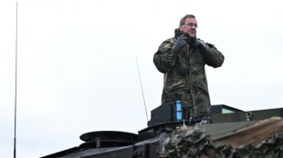 Pistorius will bei Bundeswehr-Beschaffung "Fesseln abwerfen"