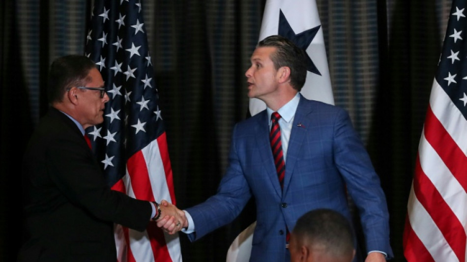 Panamá planea compensar a EEUU por peajes del canal para buques de guerra