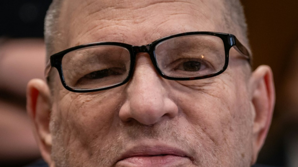 Advogados pedem que Weinstein durma em hospital durante julgamento