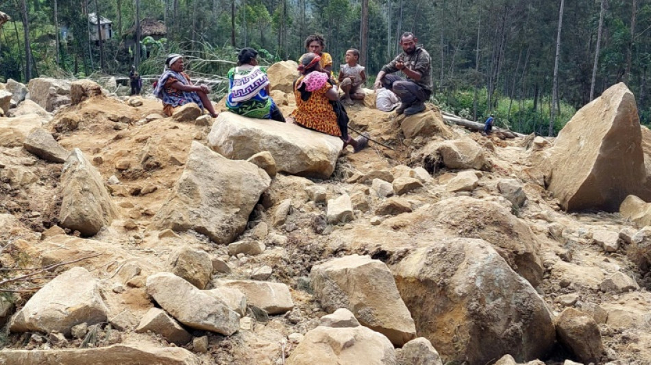 Papua-Nova Guin&eacute; afirma que mais de 2.000 pessoas foram sepultadas em deslizamento de tierra