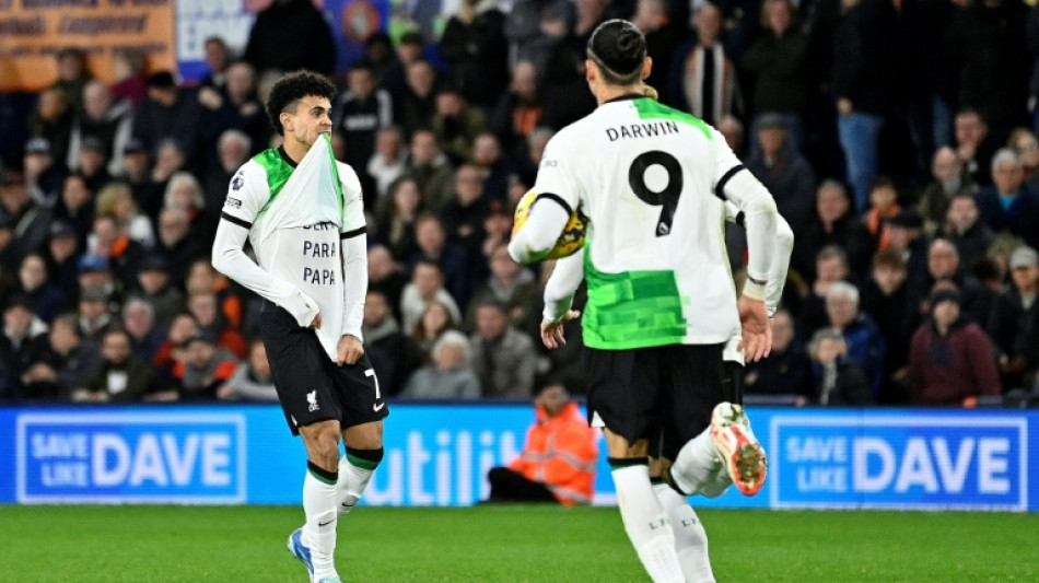Luis D&iacute;az d&aacute; empate ao Liverpool nos acr&eacute;scimos e dedica gol a seu pai, sequestrado na Col&ocirc;mbia
