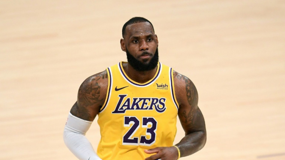 LeBron James, premier joueur NBA en activit&eacute; &agrave; devenir milliardaire 