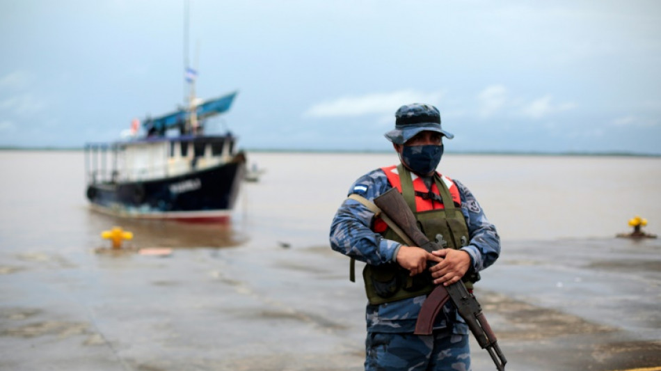 El hurac&aacute;n Bonnie se mantiene en categor&iacute;a 2 y causa fuertes lluvias en M&eacute;xico