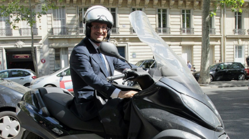 Von Ex-Pr&auml;sident Hollande f&uuml;r heimliche Treffen genutzer Motorroller versteigert