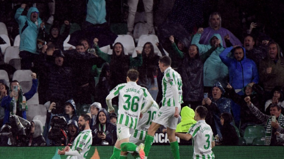 Final da Conference League: Betis quer fazer hist&oacute;ria, Chelsea busca pequena alegria
