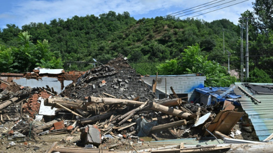 Pekín levanta la alerta por lluvias tras evacuar a más de 82.000 personas