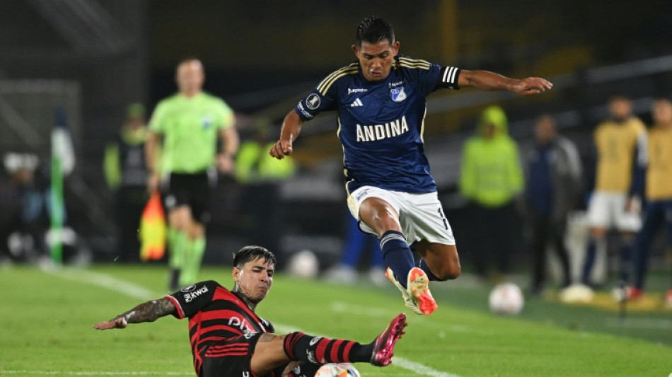 Flamengo empata com Millonarios (1-1) em Bogot&aacute; em sua estreia no Grupo E da Libertadores