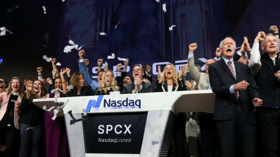 Musk se torna o primeiro trilion&aacute;rio do mundo ap&oacute;s disparada das a&ccedil;&otilde;es da SpaceX