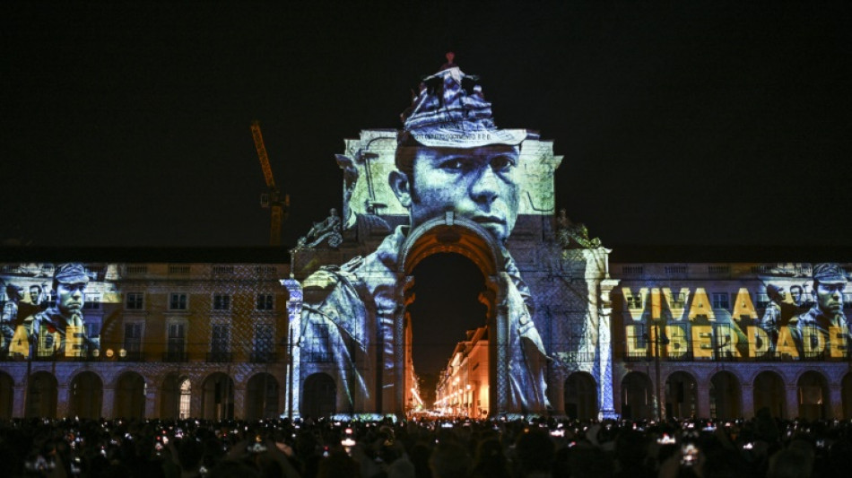 Le Portugal célèbre le 50e anniversaire de la Révolution des Œillets