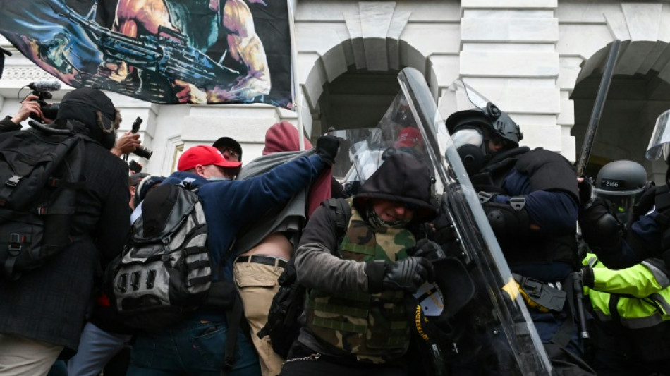 Ex-Polizist in den USA wegen Kapitol-Erst&uuml;rmung zu elf Jahren Haft verurteilt