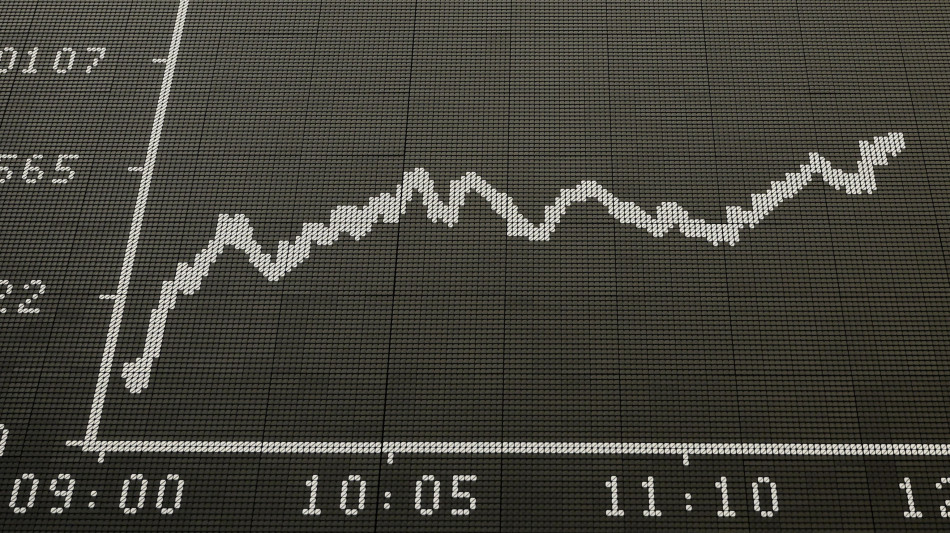 Borsa: Europa debole, New York contrastata, Milano -0,55%