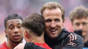 Erster Titel f&uuml;r Kane: Pokal-Emoji und "We are the Champions"