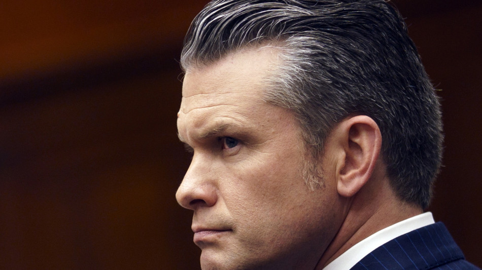 Hegseth, pronti i piani per invadere Groenlandia e Panama