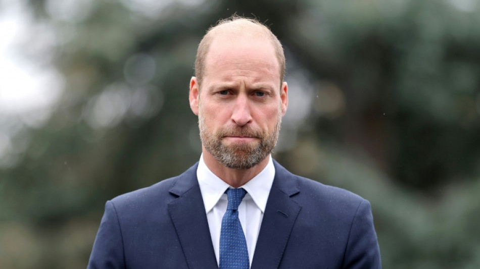 Tabloide brit&acirc;nico &eacute; acusado de ter espionado o pr&iacute;ncipe William