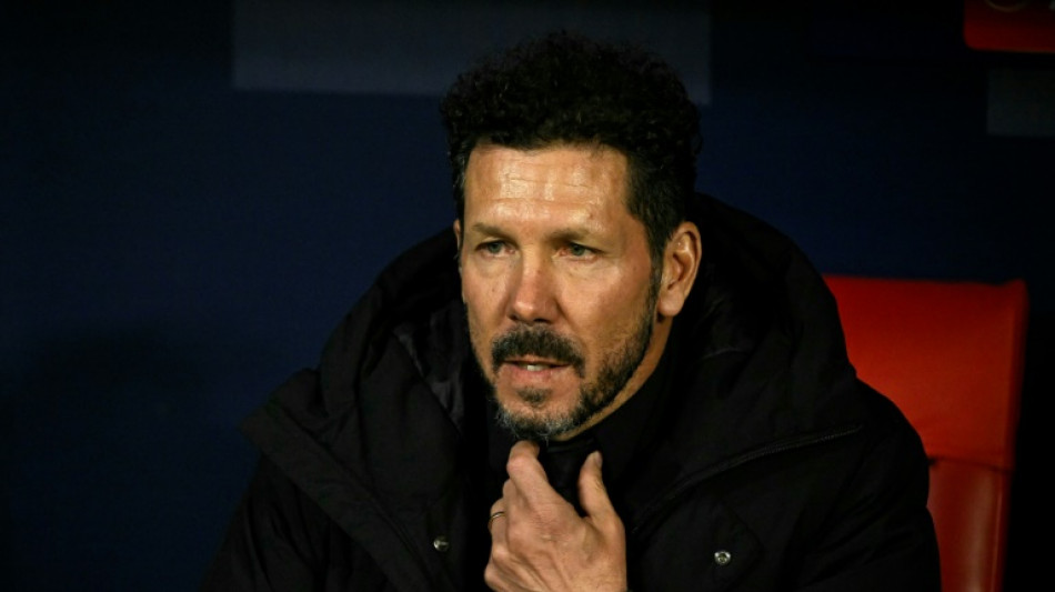 Diego Simeone renova com Atl&eacute;tico de Madrid at&eacute; 2027
