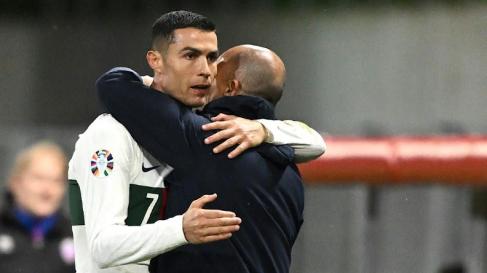 Portugal vence Liechtenstein e mant&eacute;m campanha 100% nas Eliminat&oacute;rias da Euro