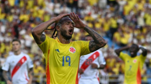 Col&ocirc;mbia empata com Peru (0-0) e Eliminat&oacute;rias Sul-Americanas ficam emboladas