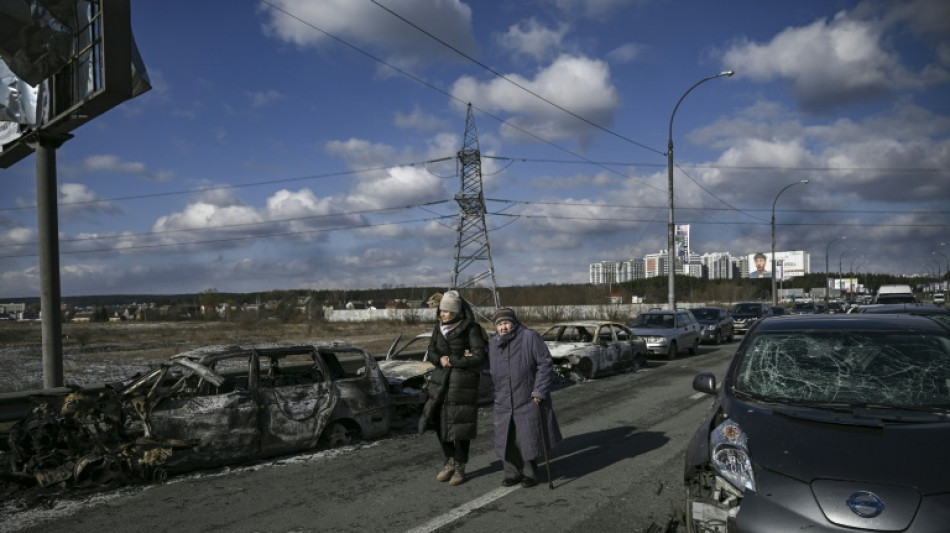 Ukraine : l'armée russe poursuit son offensive, images d'apocalypse dans les villes touchées