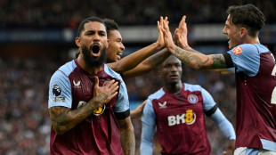 Aston Villa goleia West Ham (4-1) com dois gols de Douglas Luiz e &eacute; 5&ordm; na Premier