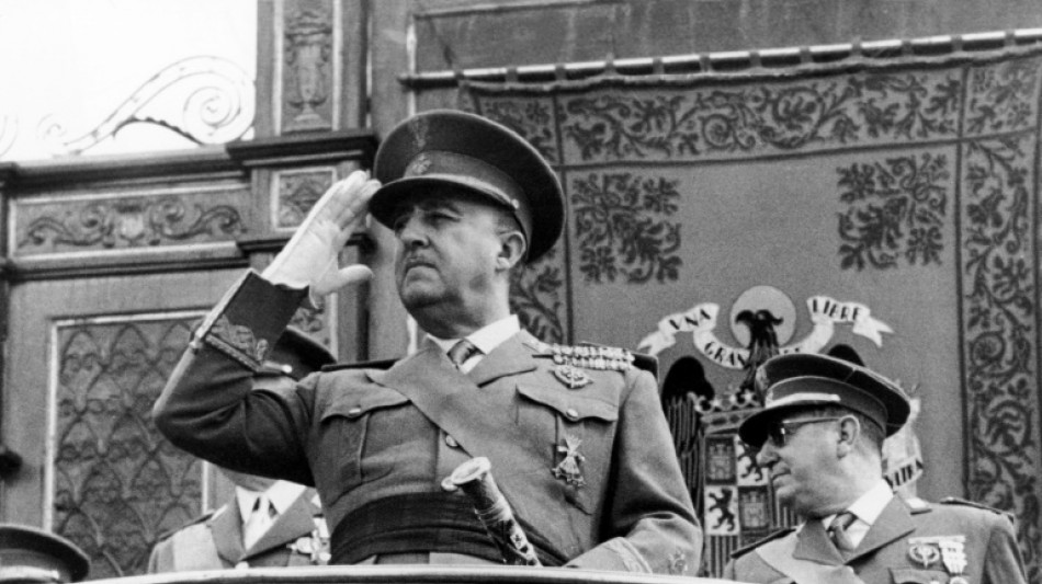 Franco divide la pol&iacute;tica espa&ntilde;ola 50 a&ntilde;os despu&eacute;s de su muerte
