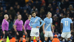Angleterre: Arsenal heureux sans jouer, Brentford do Brasil