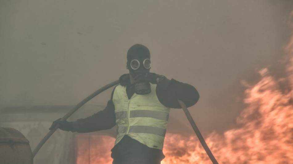 Br&auml;nde nahe Athen weiter nicht im Griff