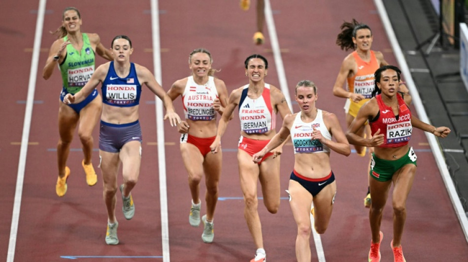 Hodgkinson settles nerves in Tokyo after injury doubts