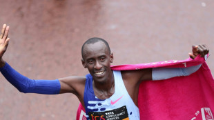 2:00:35 - Kenianer Kiptum pulverisiert Marathon-Weltrekord