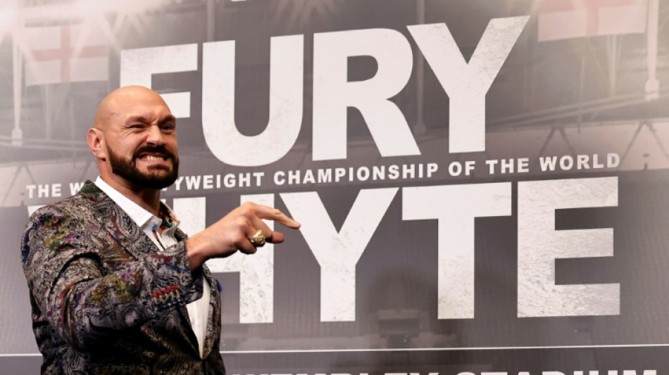 Fury accuses Whyte of showing 'white flag' after press conference no-show