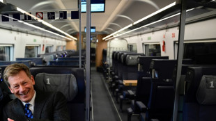 Bahn stellt Zweierabteil für ICE der Zukunft und "digitales Handtuch" vor