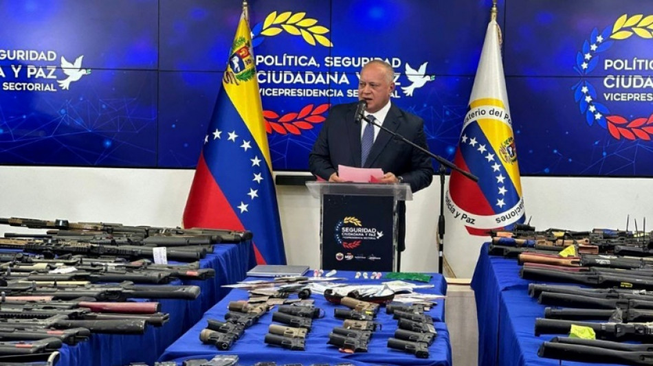 Tr&ecirc;s ju&iacute;zes, dois promotores e um militar s&atilde;o detidos por 'conspira&ccedil;&atilde;o' na Venezuela