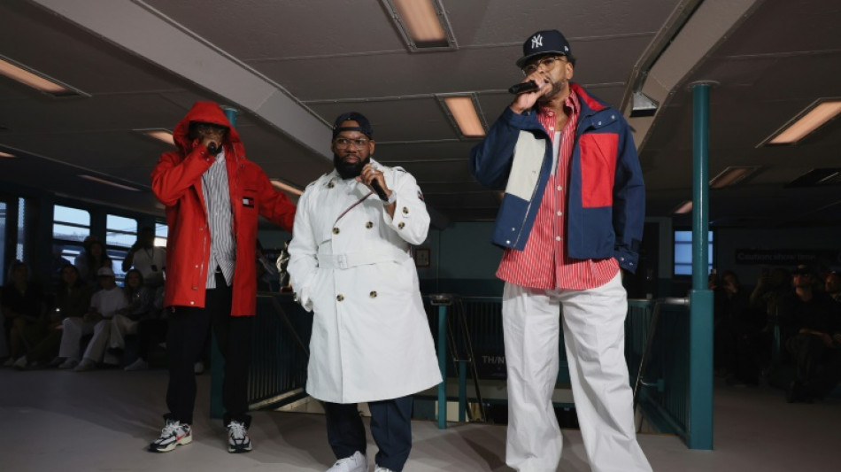 A New York, le Wu-Tang Clan monte &agrave; bord du d&eacute;fil&eacute; Tommy Hilfiger 