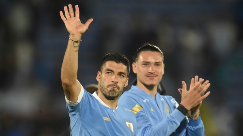 Uruguai bate Bol&iacute;via (3-0) em casa nas Eliminat&oacute;rias na volta de Su&aacute;rez