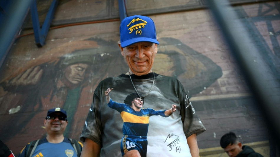 Les h&eacute;ritiers de Diego Maradona et un groupe su&eacute;dois vont g&eacute;rer la marque du joueur