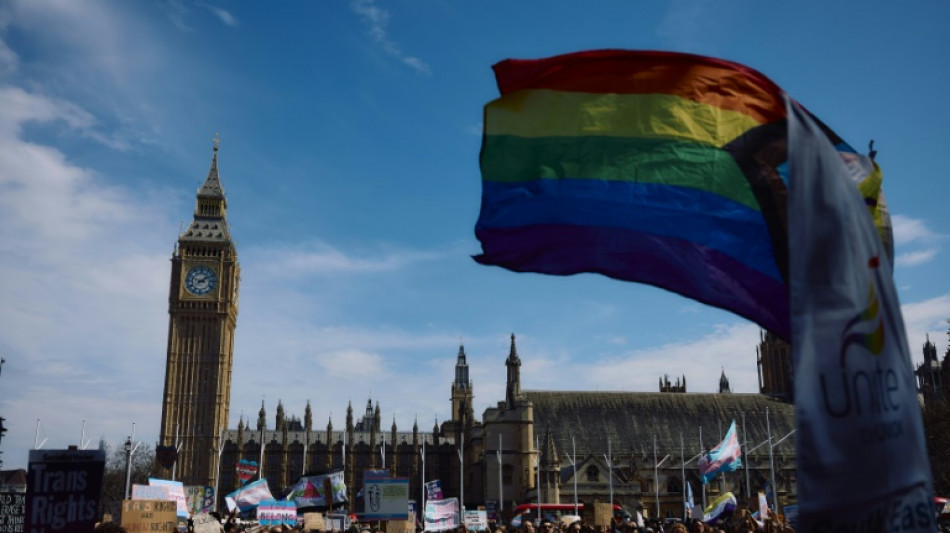 Foot: les femmes transgenres priv&eacute;es de comp&eacute;titions f&eacute;minines en Angleterre