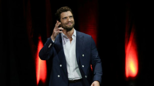 Warner presenta arriesgada reedici&oacute;n de "Superman" y una nueva pel&iacute;cula de DiCaprio