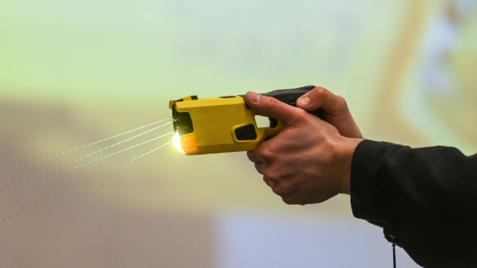 Alternative zur Schusswaffe: Bundespolizei soll flächendeckend Taser bekommen