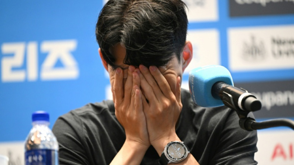 Foot: Son annonce la fin d'un chapitre long d'une d&eacute;cennie avec Tottenham