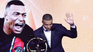 Mbapp&eacute; &eacute; eleito o melhor jogador do Campeonato Franc&ecirc;s pela 5&ordf; vez seguida