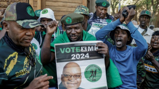Afrique du Sud: l'ex-président Zuma exclu des élections à 9 jours du vote