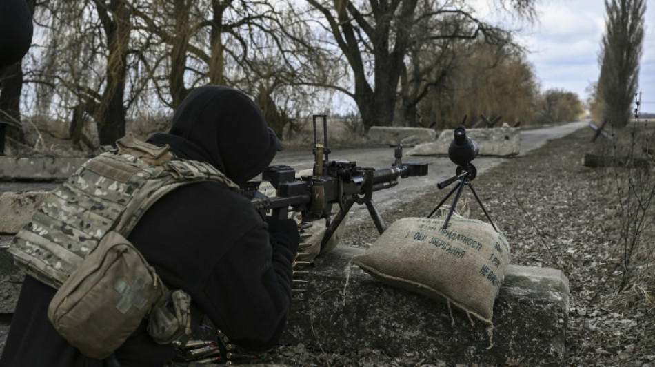 Tropas rusas avanzan sobre Kiev, la víspera de negociaciones con Ucrania